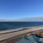 Metropol, Whg 219, Seeseite 9og *