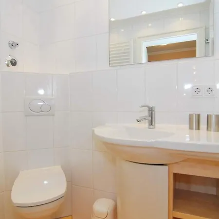 Metropol, Whg 219, Seeseite 9og דירה *